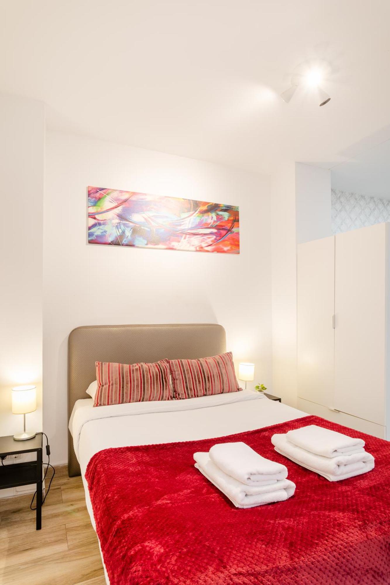 Apartamentos San Leandro, Centro Аликанте Экстерьер фото