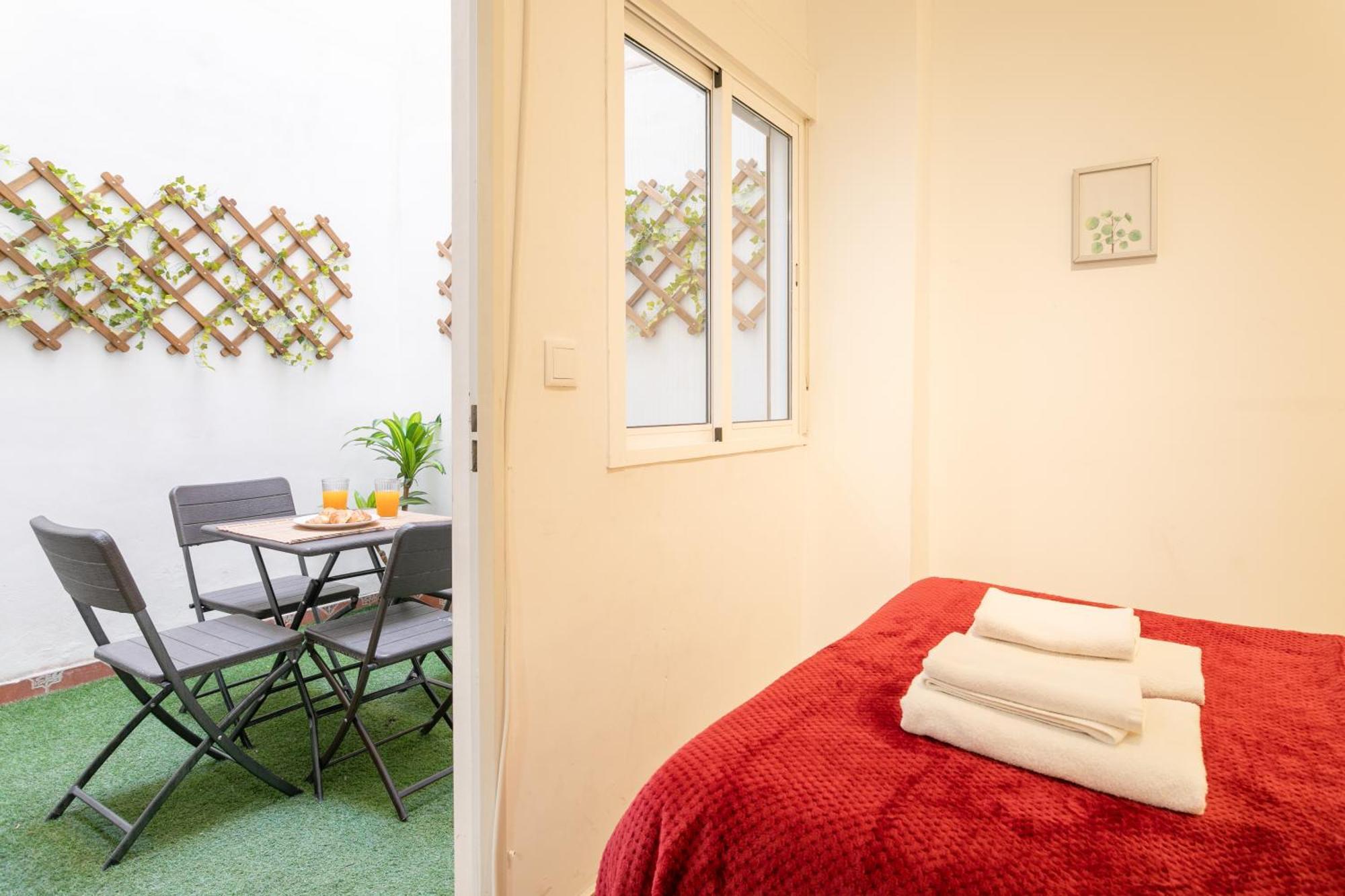 Apartamentos San Leandro, Centro Аликанте Экстерьер фото