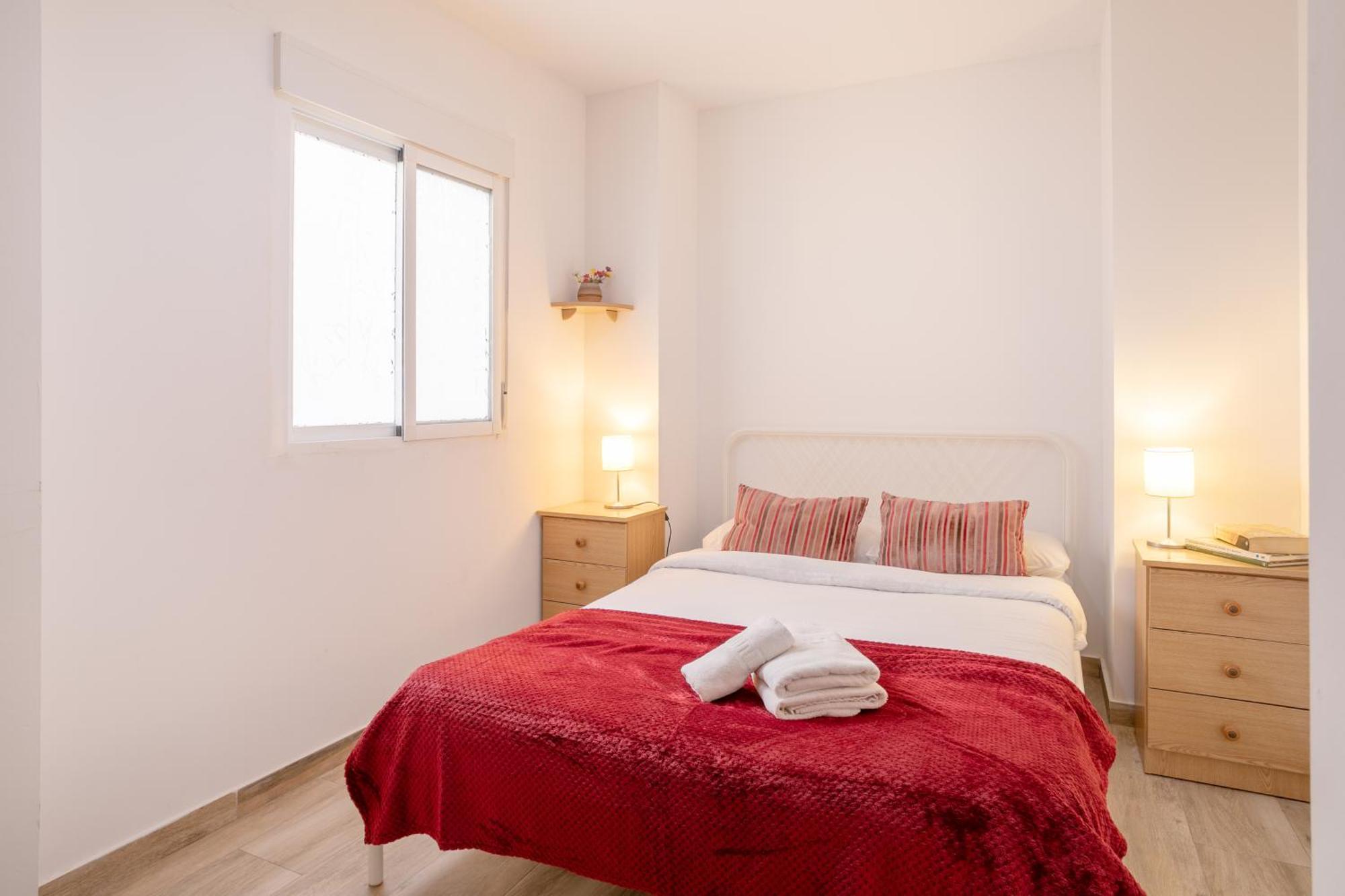 Apartamentos San Leandro, Centro Аликанте Экстерьер фото