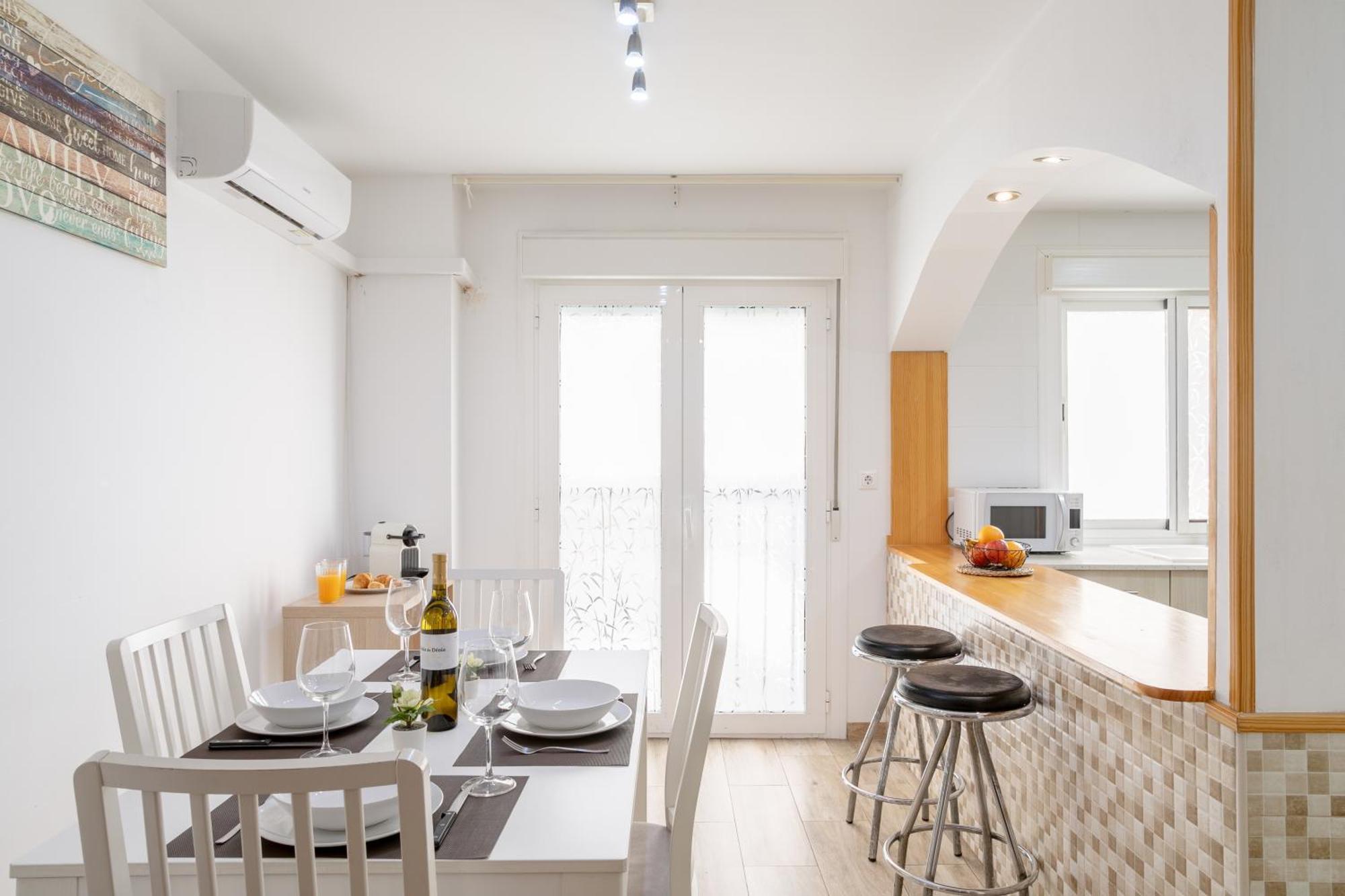 Apartamentos San Leandro, Centro Аликанте Экстерьер фото