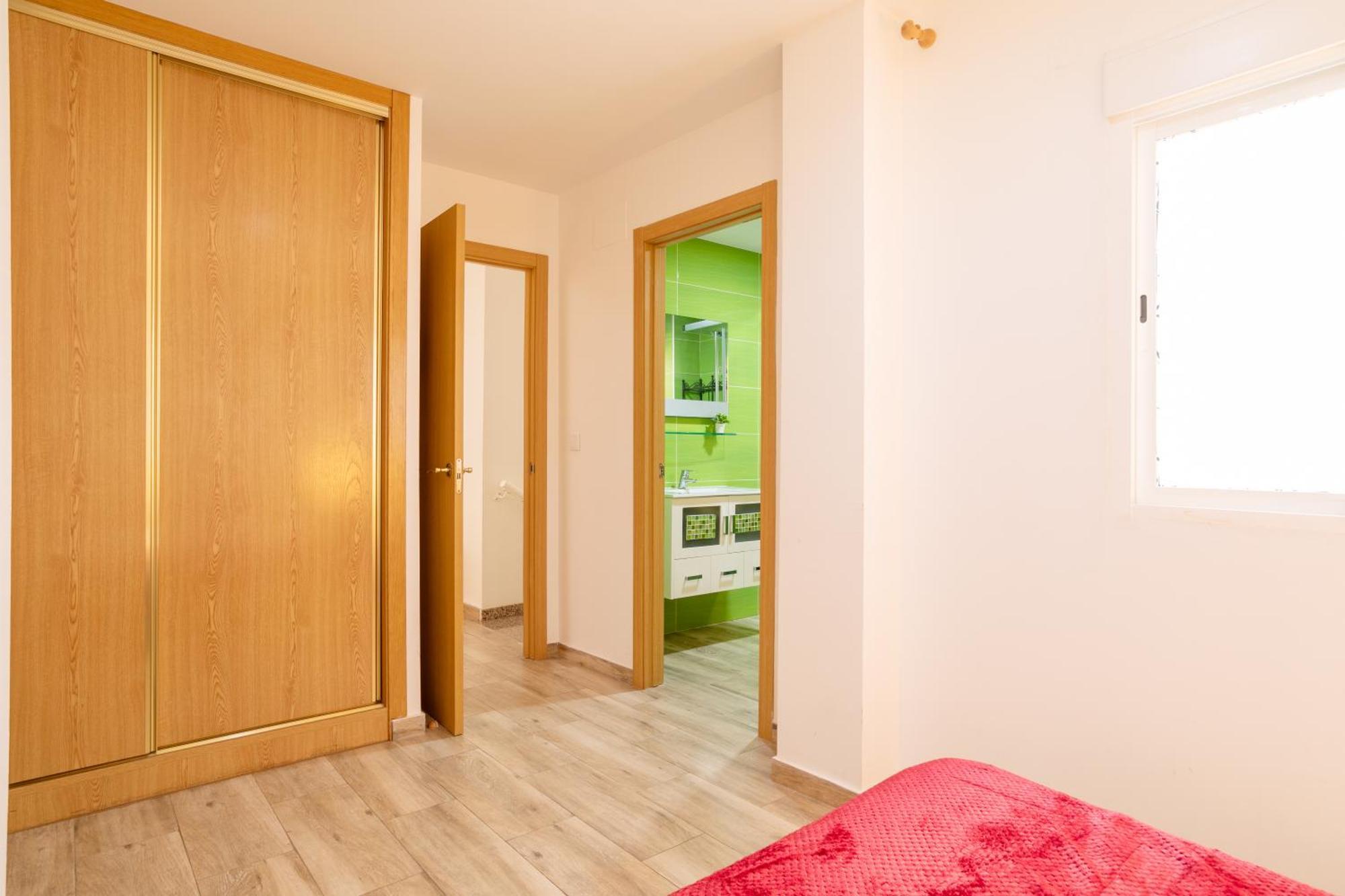 Apartamentos San Leandro, Centro Аликанте Экстерьер фото