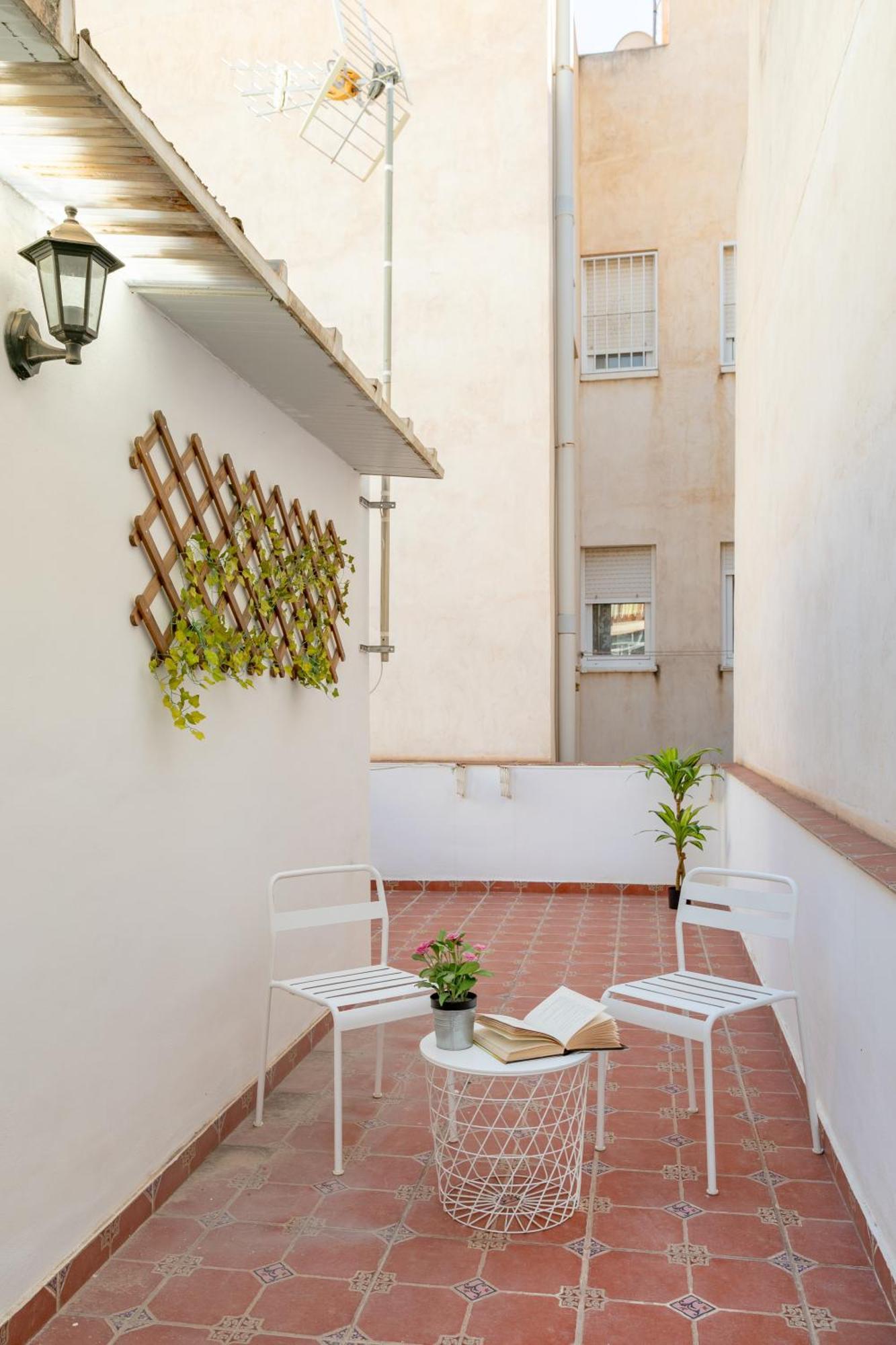 Apartamentos San Leandro, Centro Аликанте Экстерьер фото